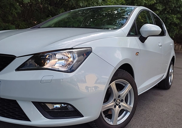 Seat Ibiza cena 29500 przebieg: 142000, rok produkcji 2014 z Wolbrom małe 326